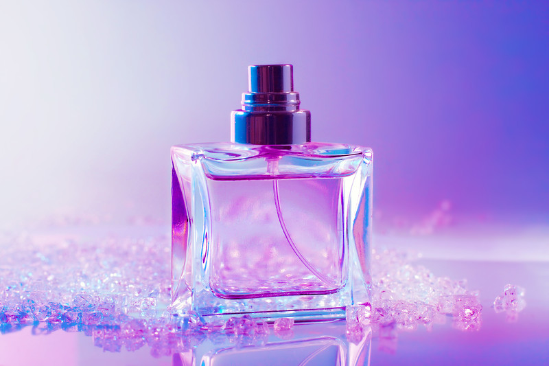 UAE Perfume Market is Expected to Reach US$ 750 Million by 2024 - IMARC Group