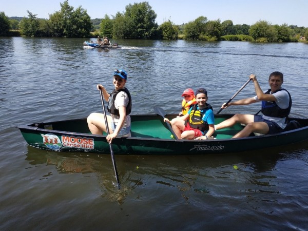 b9b3f6c1c18159854269e6be90f54f0c Moose Canoe Hire - New Canoes to Rent on the River Thames