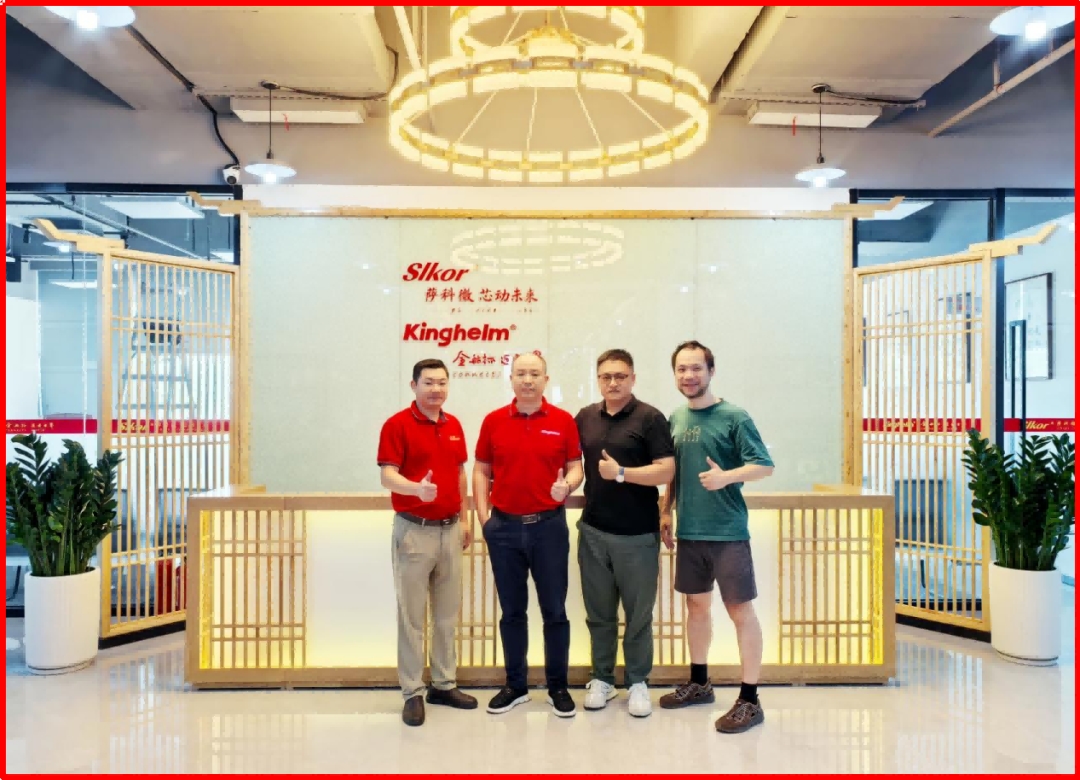 Guests visiting Kinghelm and Slkor headquarters