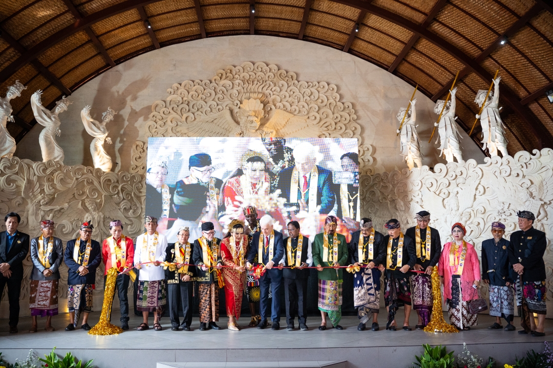 Historic Gathering of 20 Monarchs at 8th WCH Royal Summit in Bali Sparks Major Humanitarian Action Historic Gathering of 20 Monarchs at 8th WCH Royal Summit in Bali Sparks Major Humanitarian Action