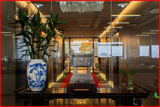 Light-and-shadow artistry; perfectly designed circulation Light-and-shadow artistry; perfectly designed circulation