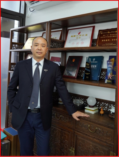 Mr. Song Shiqiang, General Manager of Kinghelm and Slkor Mr. Song Shiqiang, General Manager of Kinghelm and Slkor