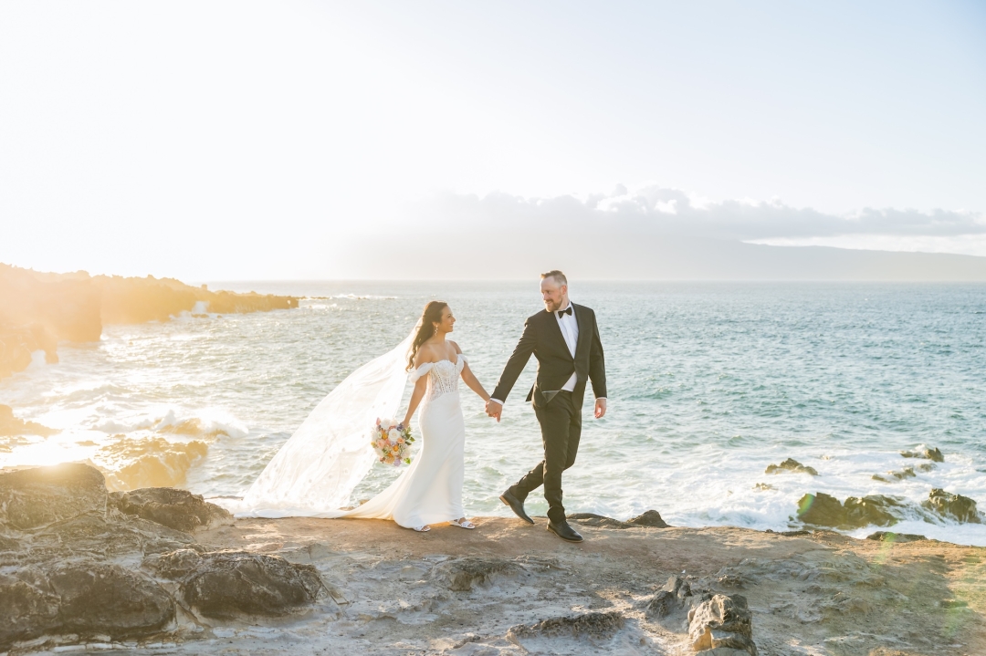 Holiday "Engagement Season" Set to Spark Wave of Hawaii Destination Wedding Bookings Holiday "Engagement Season" Set to Spark Wave of Hawaii Destination Wedding Bookings