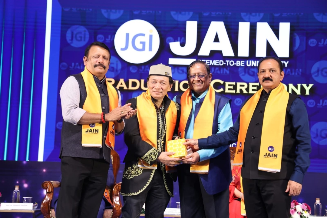 Royal Grandeur in Bengaluru: Supreme Sultan of Maguindanao Graces Jain University Convocation as Chief Guest Royal Grandeur in Bengaluru: Supreme Sultan of Maguindanao Graces Jain University Convocation as Chief Guest