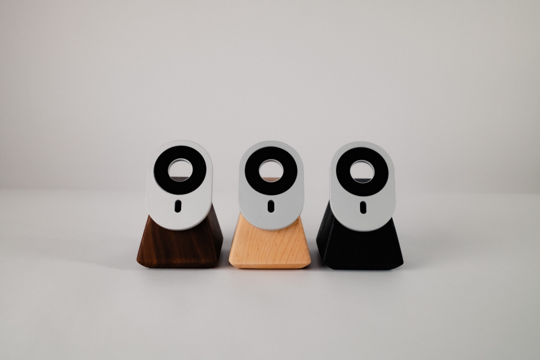 Tilde Woodworking Launches Monolith MagSafe Stand: A Sustainable Alternative to Plastic Phone Chargers Tilde Woodworking Launches Monolith MagSafe Stand: A Sustainable Alternative to Plastic Phone Chargers