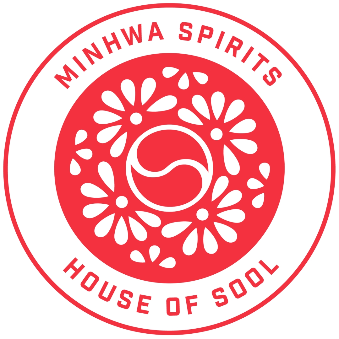 Minhwa Spirits Yong Wins Consecutive Top Honors as World’s Best Soju Minhwa Spirits Yong Wins Consecutive Top Honors as World’s Best Soju