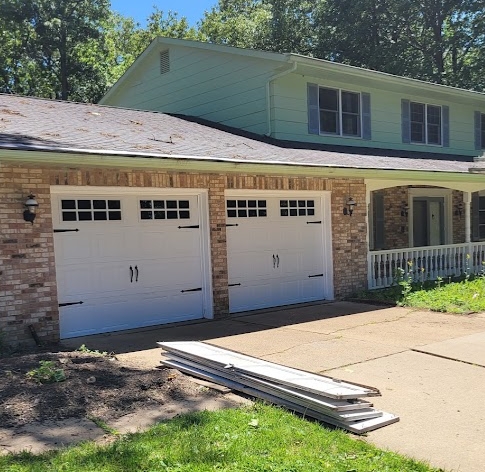 Garage Door Repair Services by Electra Overhead Doors restore smooth, ultra-quiet operation for residential properties throughout Wilmington. Garage Door Repair Services by Electra Overhead Doors restore smooth, ultra-quiet operation for residential properties throughout Wilmington.