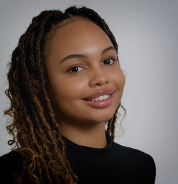 17-Year-Old Nonprofit Founder Launches Free Period-Tracking App to Tackle Menstrual Health Education Globally