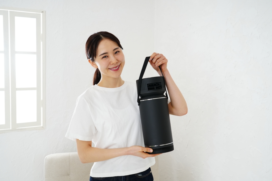 Beyond the Fan: COOLSMILE Freezes the Entire Cooling Body