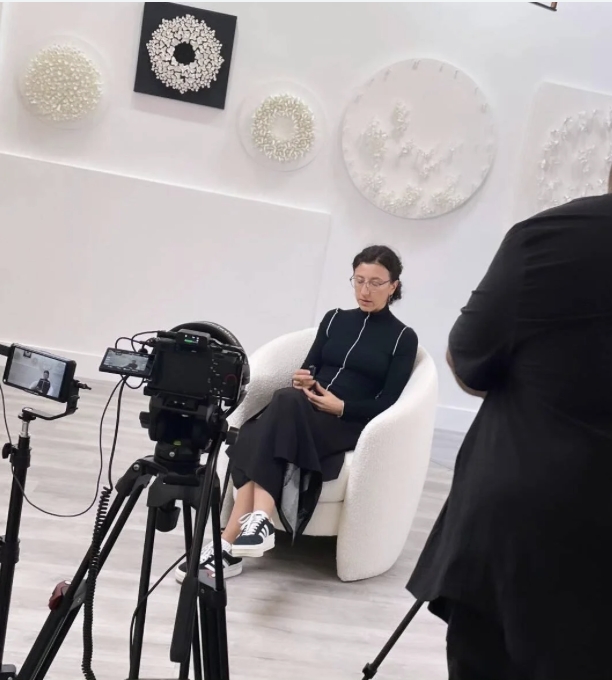 How Neurodivergent Focus Fuels the Intricate Wall Sculptures of Natasha Kanevski, Rewriting the Narrative on Repetition in Fine Art.