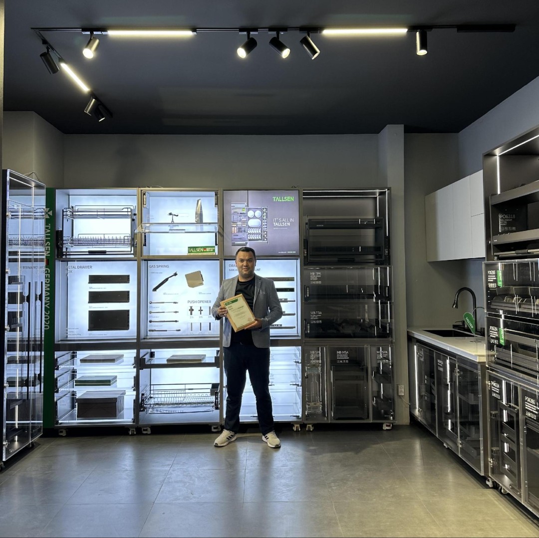 TALLSEN Hardware Launches First Immersive Experience Store in Tajikistan with Juraev Mukhsinjon