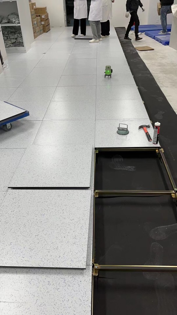 All-steel ceramic antistatic floor
