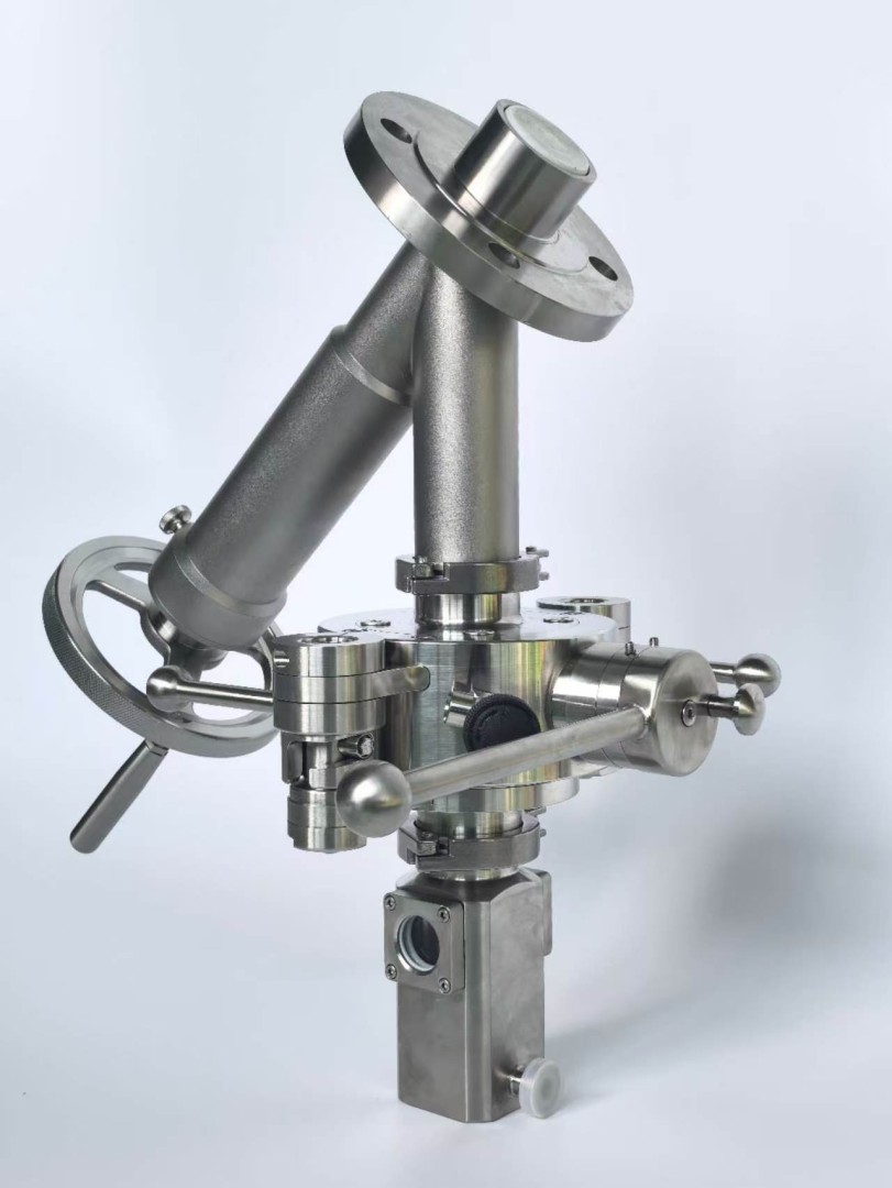 Inflatable seal ball segment valve