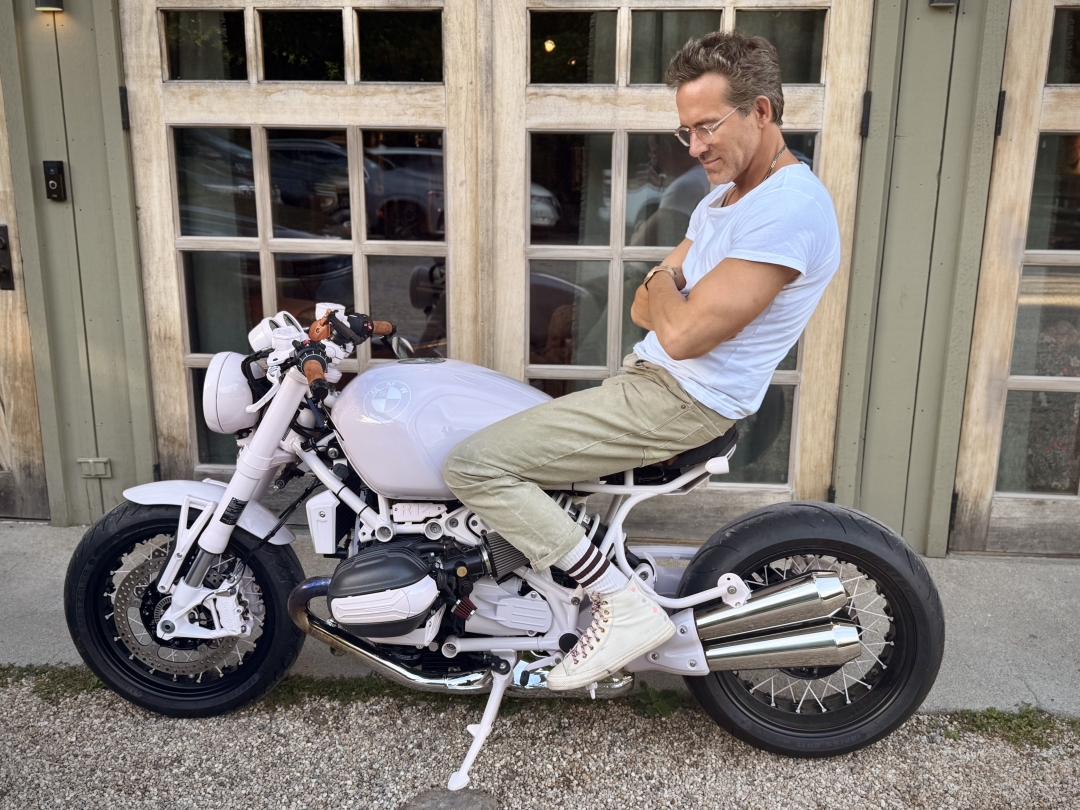 Ryan Reynolds Commissions One-of-One BMW R 12 nineT S from Boxr Moto Ryan Reynolds Commissions One-of-One BMW R 12 nineT S from Boxr Moto