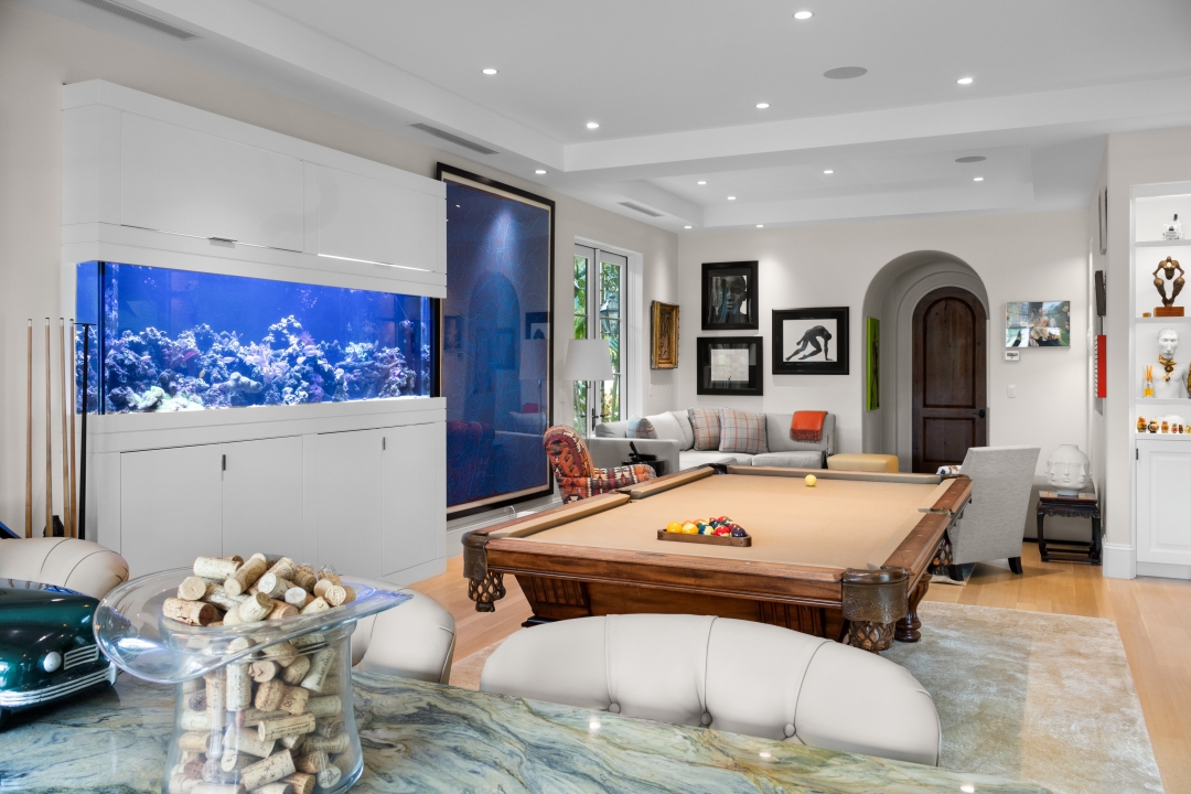 Blue Earth Aquariums Highlights Custom Aquarium Design and Installation Across South Florida Blue Earth Aquariums Highlights Custom Aquarium Design and Installation Across South Florida
