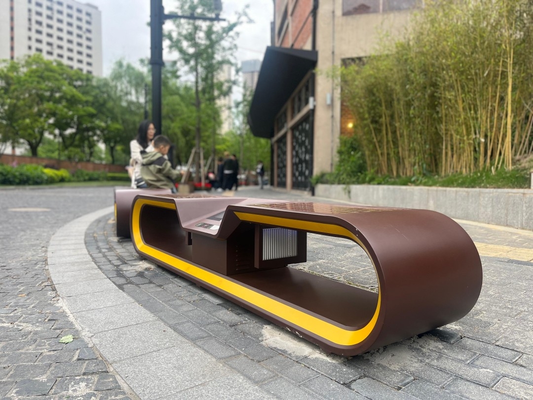 Smart Bench
