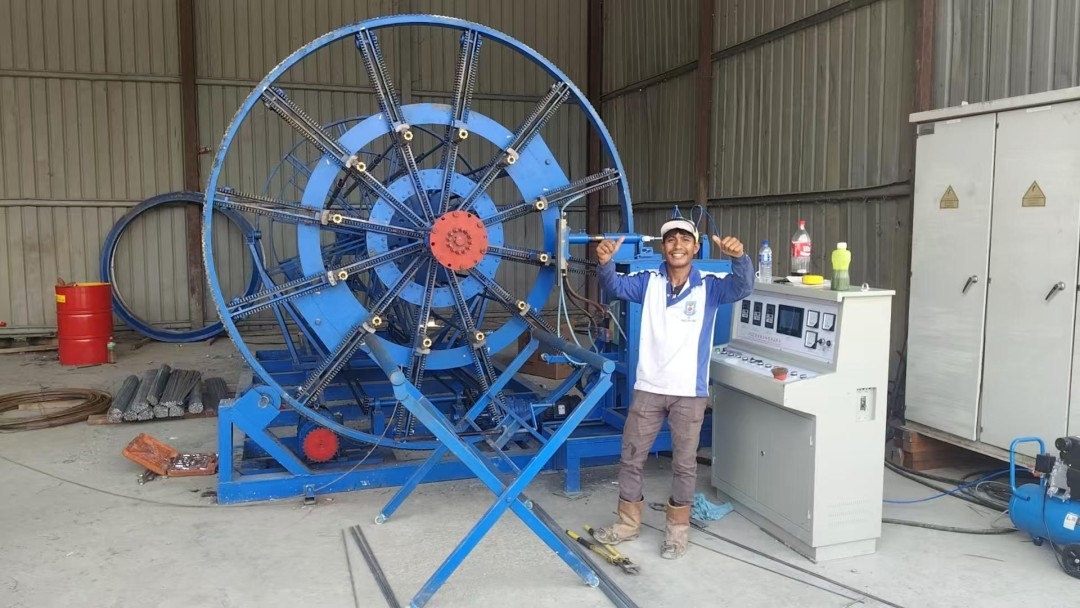 Steel cage rolling welding machine