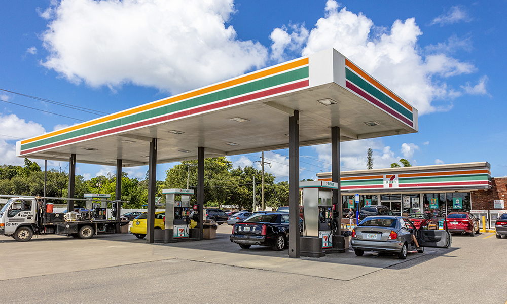 Hanley Investment Group Arranges Sale of 7-Eleven in Sarasota, Florida Hanley Investment Group Arranges Sale of 7-Eleven in Sarasota, Florida