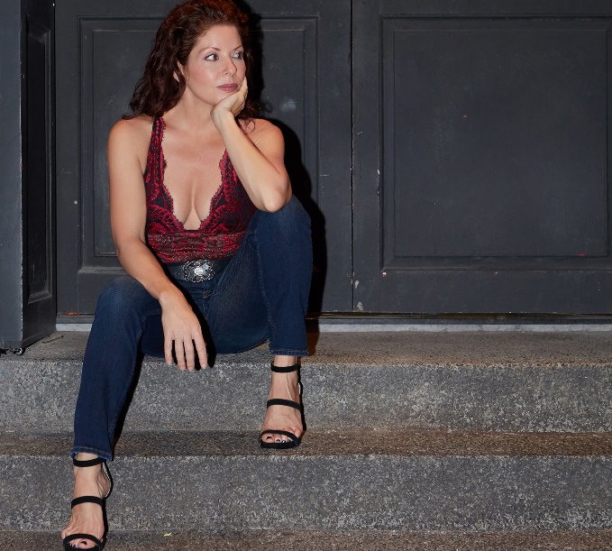 Jo Potter “Tonight” Rocks In With The #10 Most Added Song on Billboard Top 40 Pop Stations Two Weeks In A Row Jo Potter “Tonight” Rocks In With The #10 Most Added Song on Billboard Top 40 Pop Stations Two Weeks In A Row
