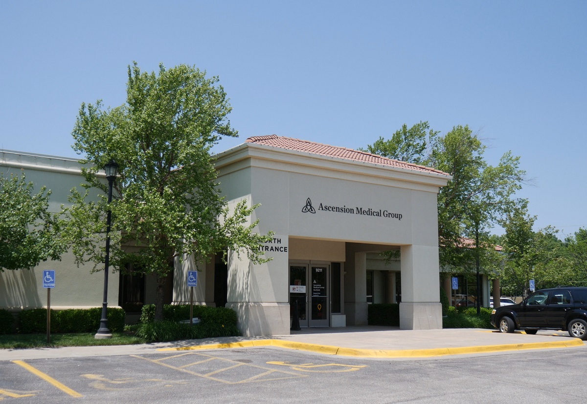 The Boulder Group Arranges Sale of Net Leased Integrated Healthcare Systems 