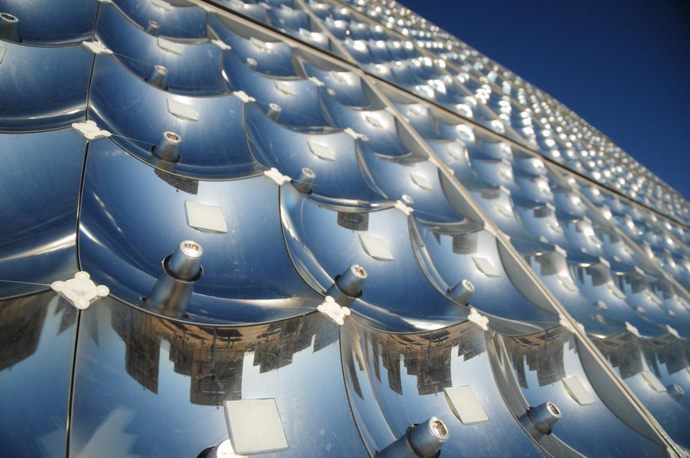 Solar Concentrated Photovoltaic Market: Global Analysis, Industry Growth, Current Trends and Forecast till 2025 Solar Concentrated Photovoltaic Market: Global Analysis, Industry Growth, Current Trends and Forecast till 2025