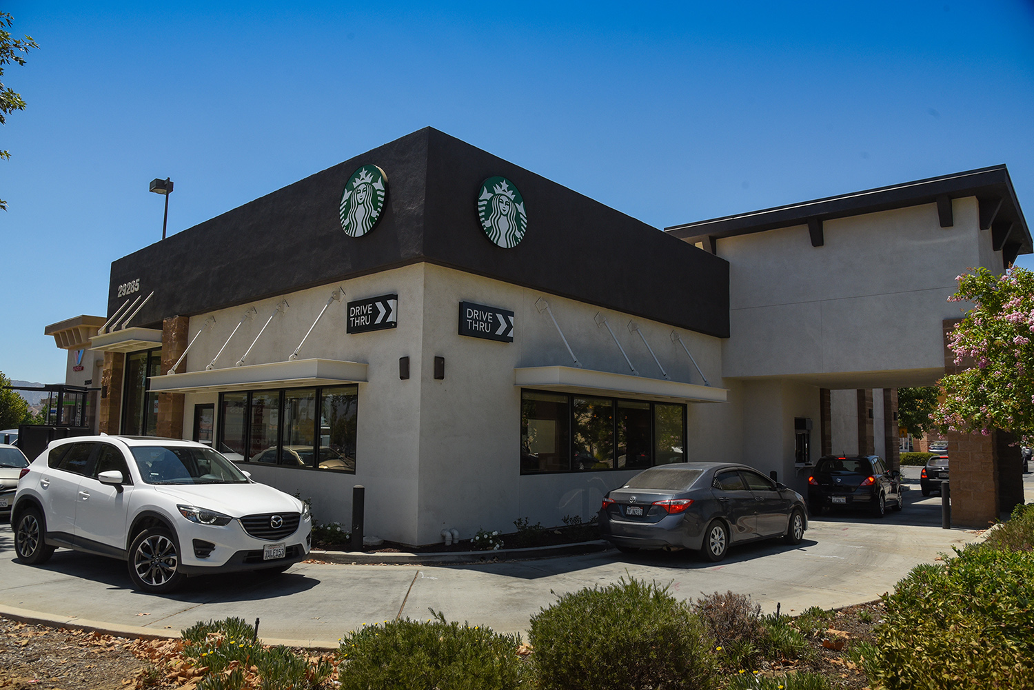 Hanley Investment Group Sells Single-Tenant Starbucks Drive-Thru at Costco-Anchored Shopping Center in Inland Empire for $3.8 Million