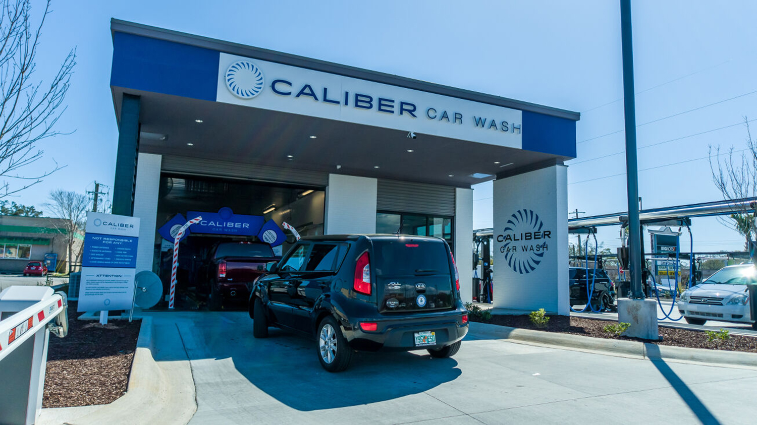 RealSource Arranges Pre-Sale of Brand-New Caliber Car Wash in Winter Park, Florida for $4.06 Million