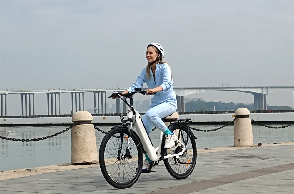 Electric Bike Company HOVSCO UK releases about How to Choose the Best Electric Bike for Women, 3 Tips Answered 