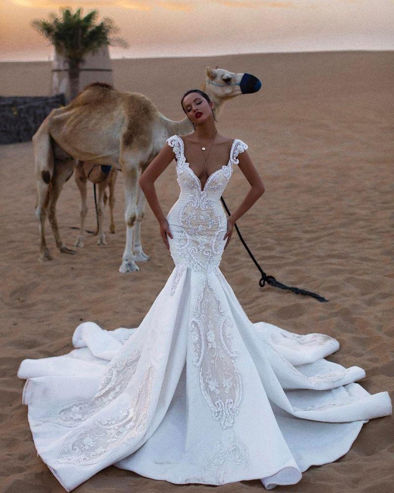 How to choose a wedding dress when getting married in summer?