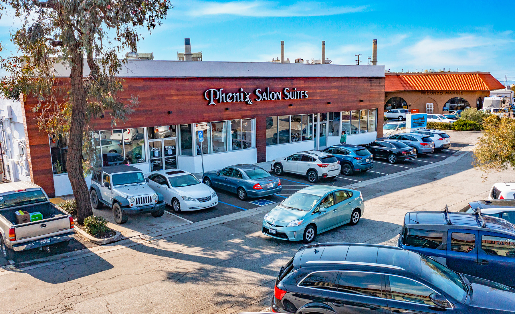 Hanley Investment Group Arranges Sale of Single-Tenant Phenix Salon Suites in Redondo Beach, Calif., for $6,325,000