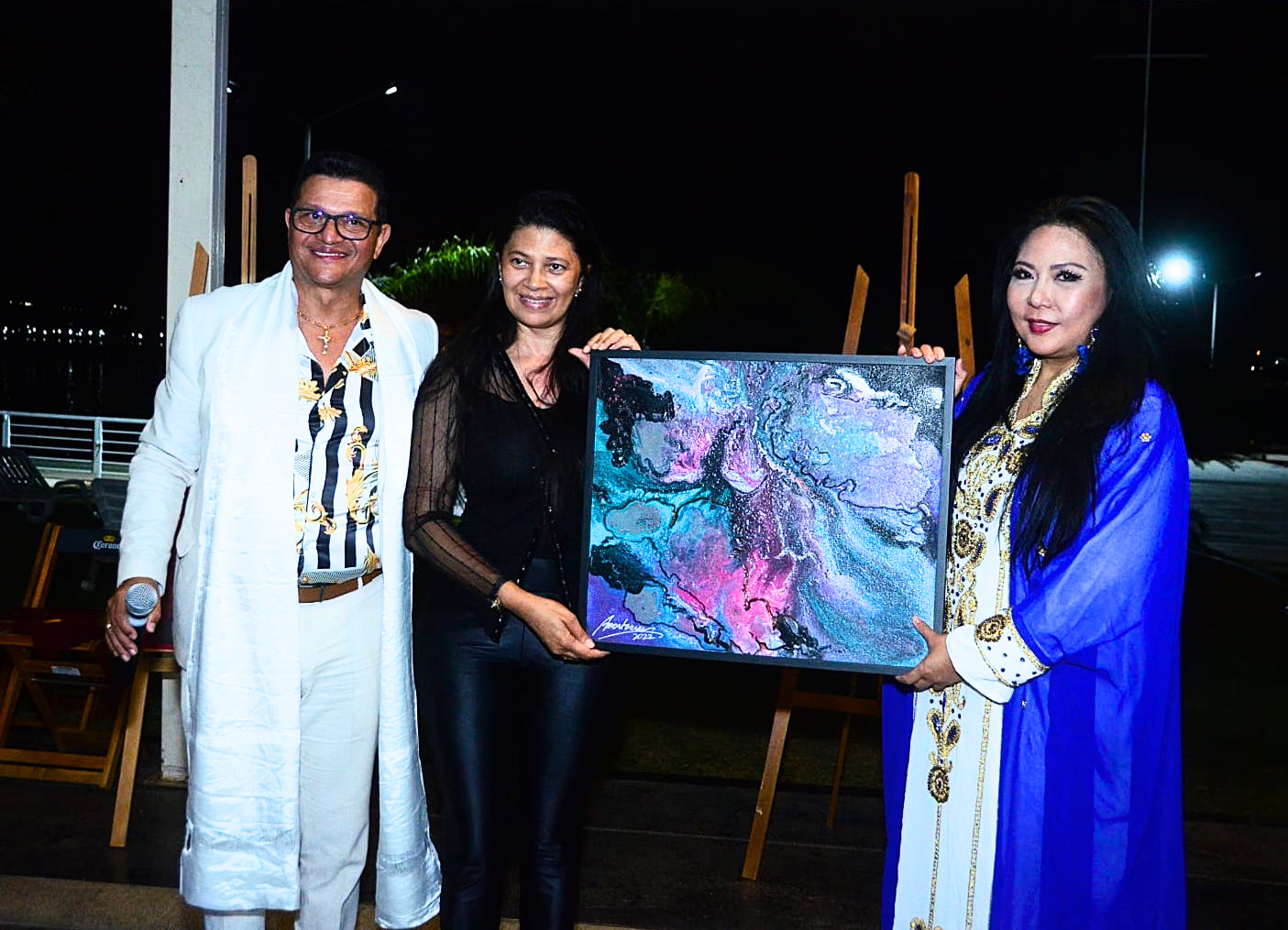 Amortorres Paintings Valued at USD10000 Sold at Art Auction in Brazil