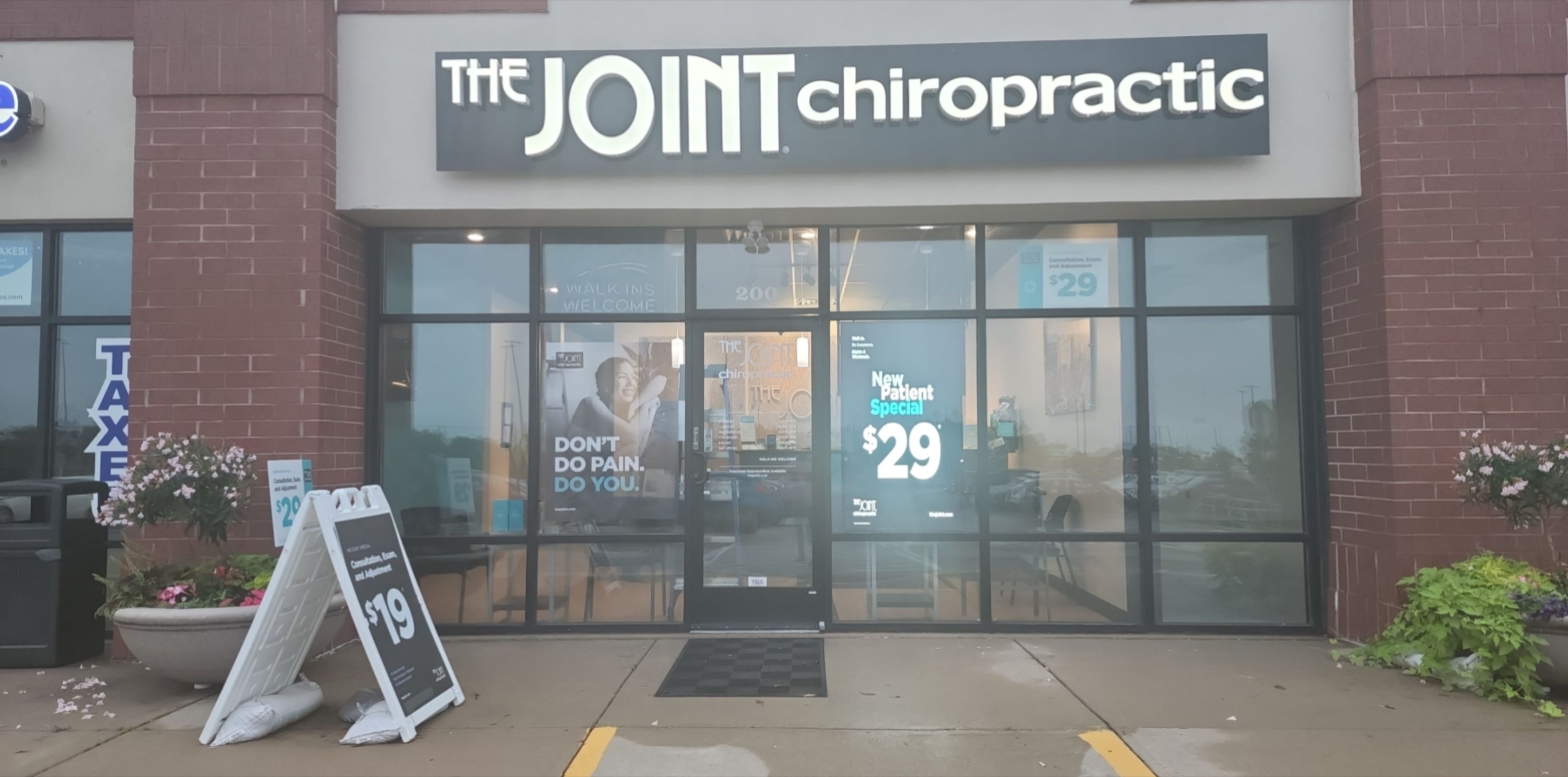 The Joint Chiropractic Appleton East - The Most Affordable Chiropractic Care in Appleton