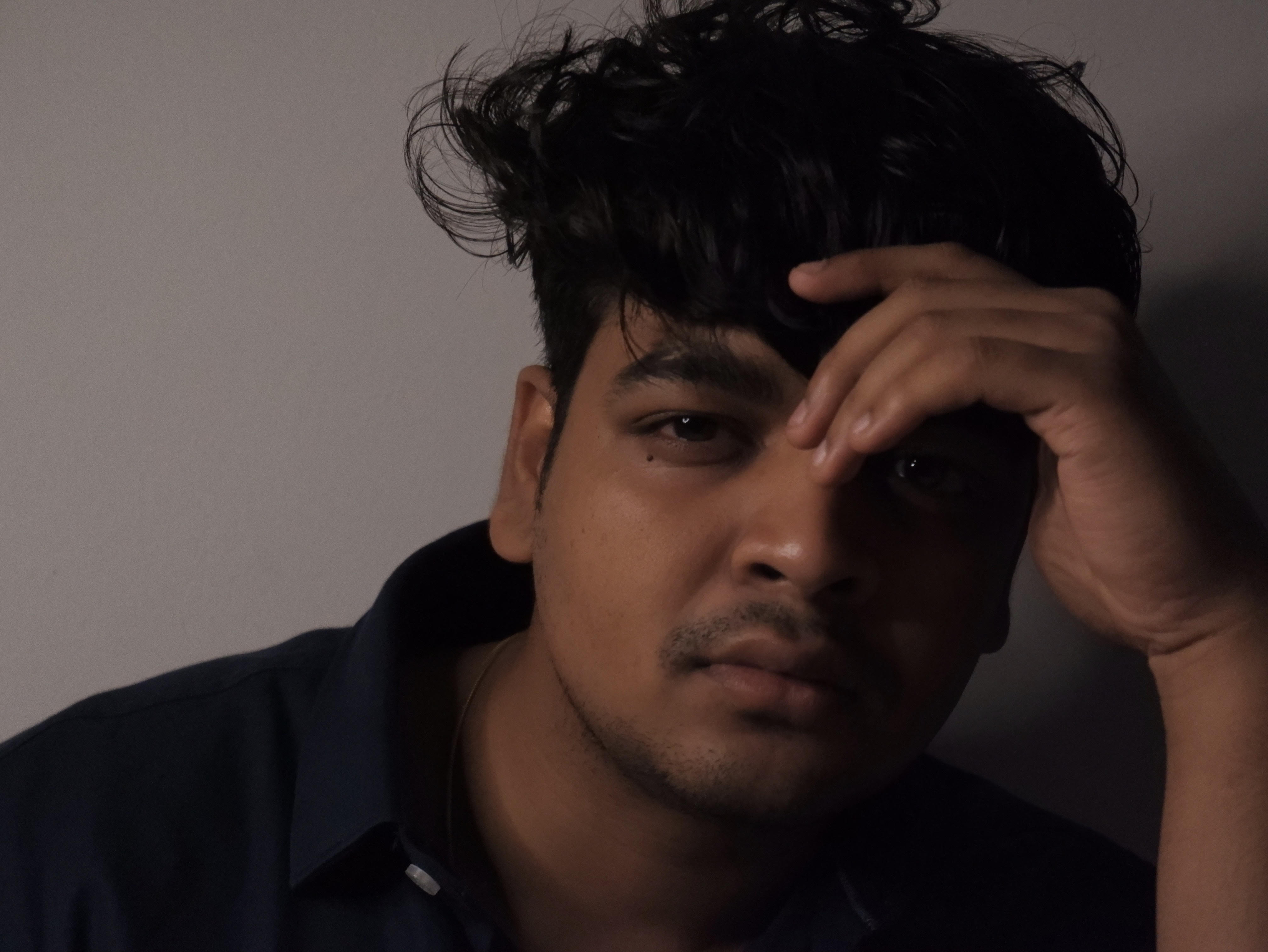 Indian Music Producer Aakash Sansare Drops the Falling Apart Single