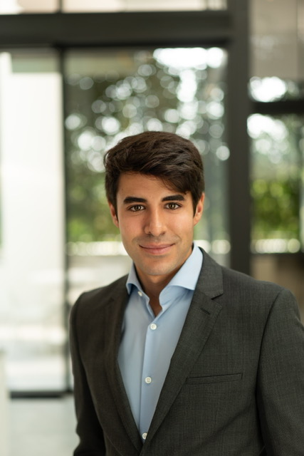 Meet Alex Nahai, a 36-year-old entrepreneur hailing from Los Angeles, USA.