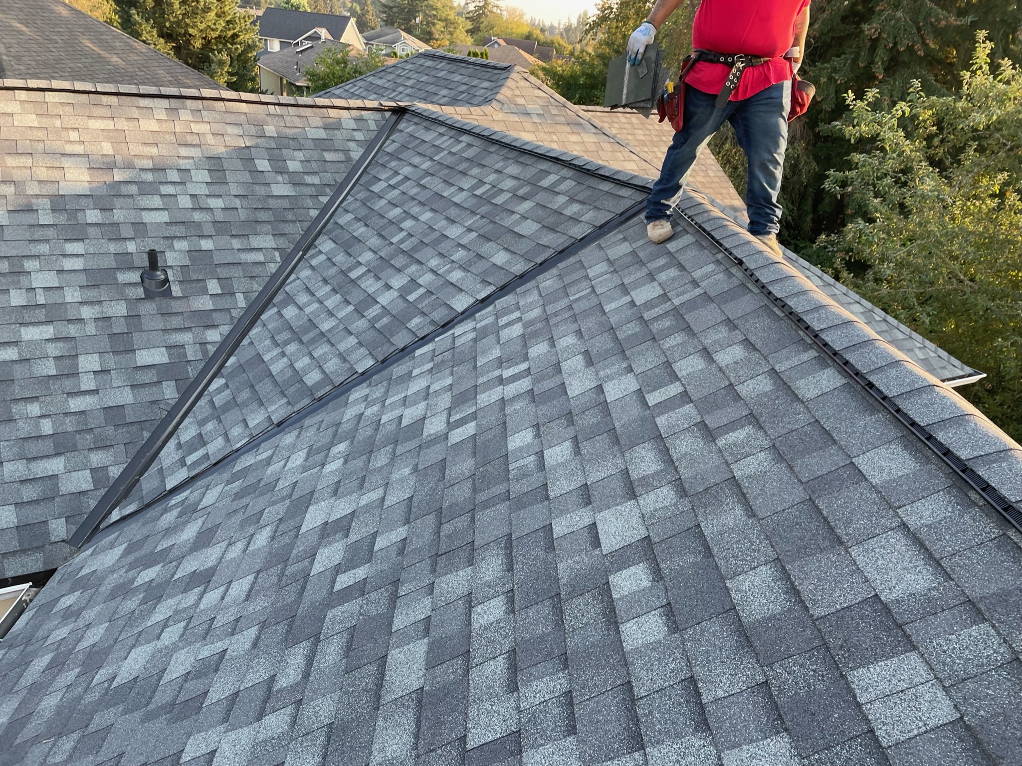 Meet Lynnwood Top Roofing Company: Connolly Construction Company