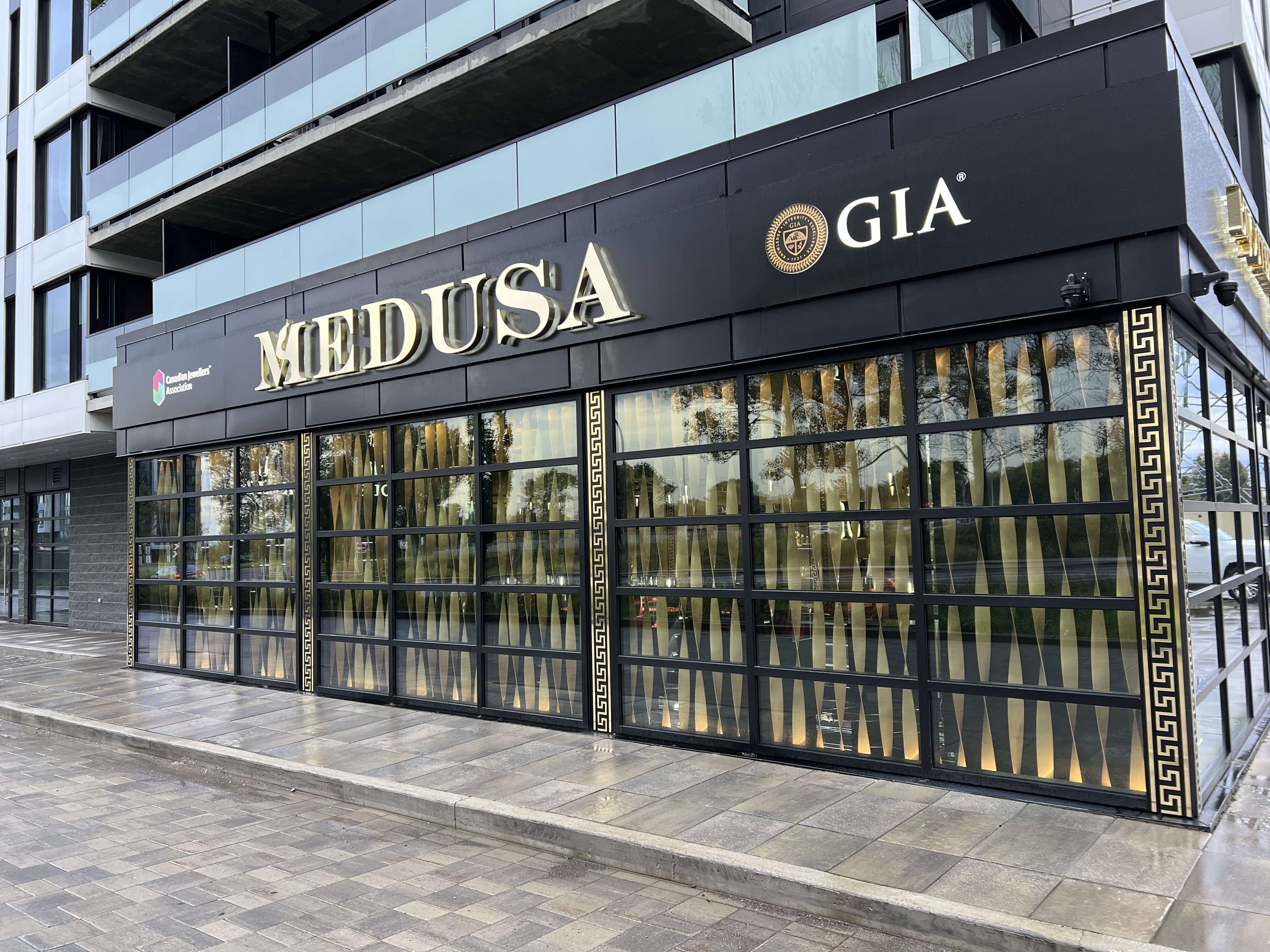 Medusa moves head office to Quebec City - A New $1.2 Million Jewelry Destination