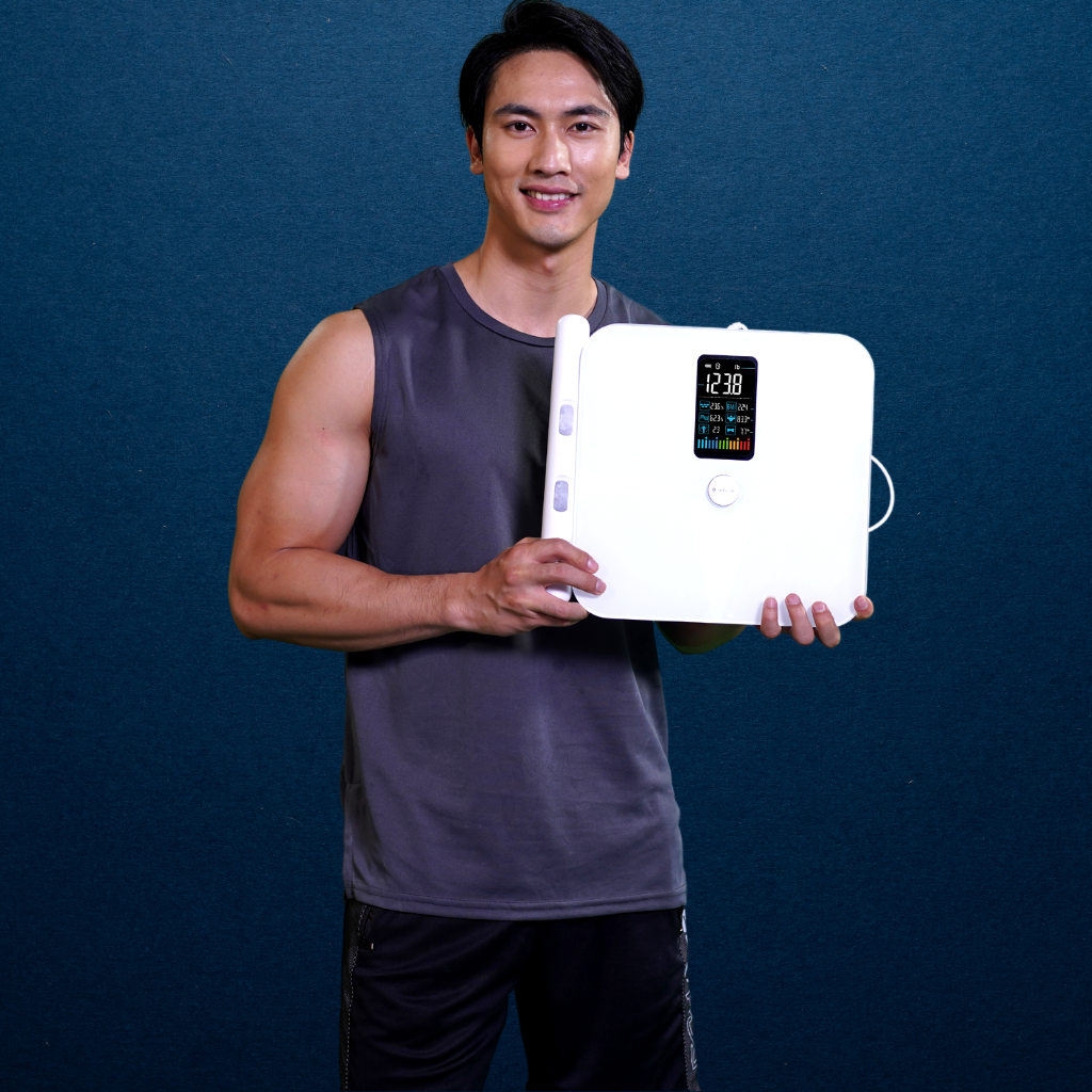 Professional Scale That Analyzes the Body Fat and Helps in Improving Health