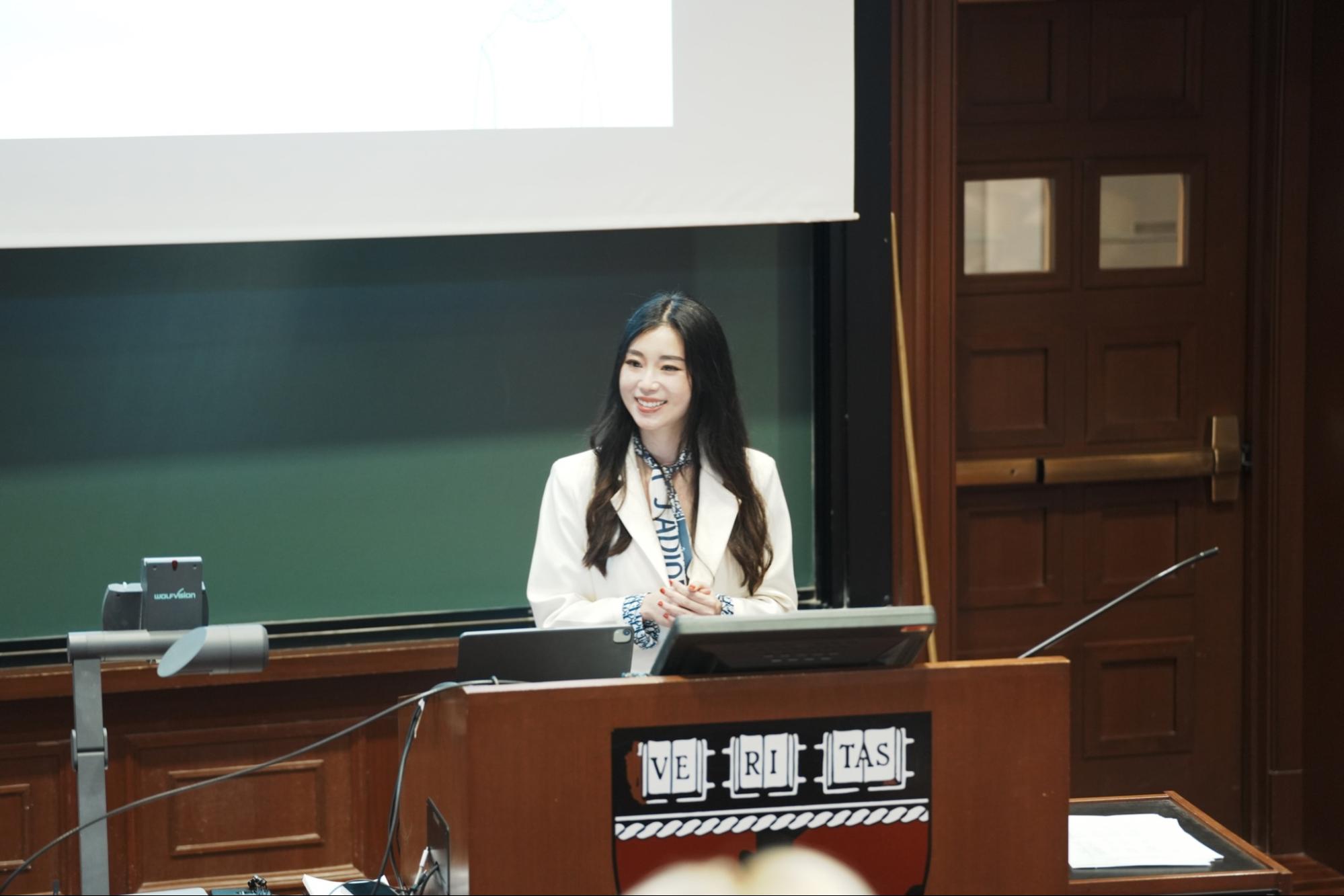 Serene Wang giving her speech at EDspark