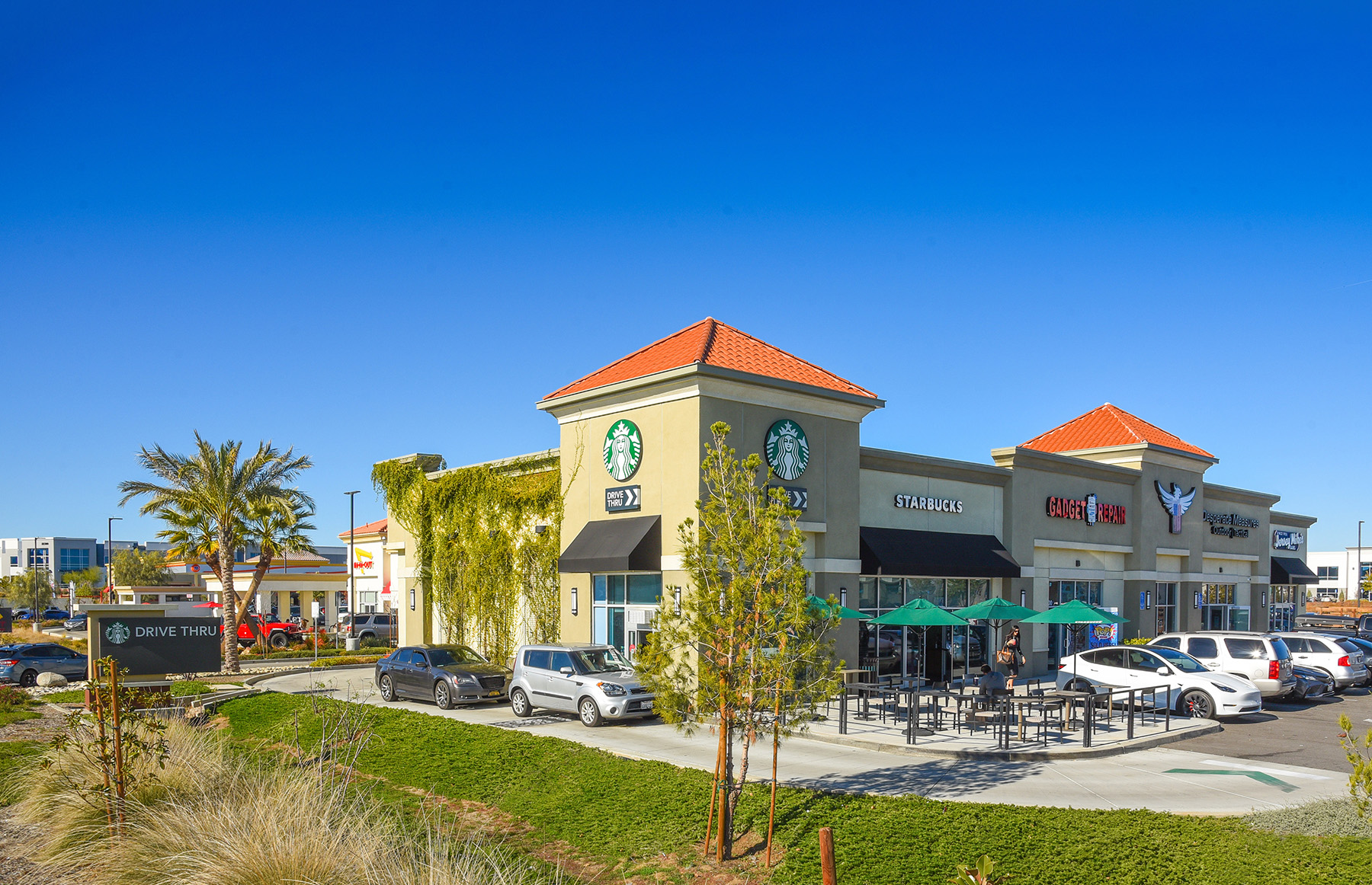 Hanley Investment Group Arranges Sale of Starbucks-Anchored Pad in Riverside, Calif., for $4.89 Million