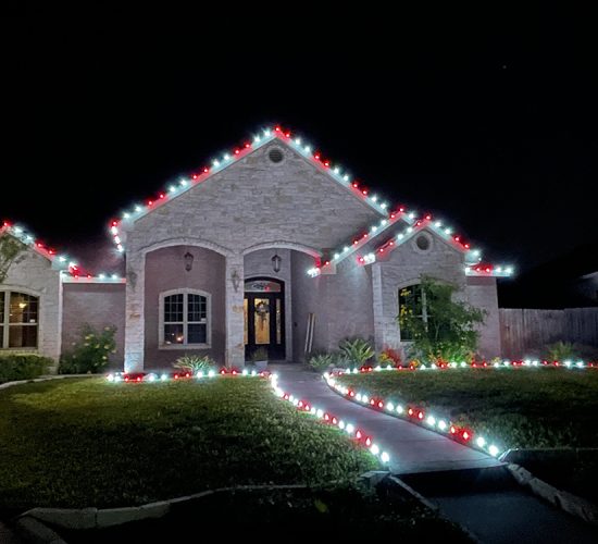 A Winter Wonderland: The Best Places to See Christmas Lights in Sanford