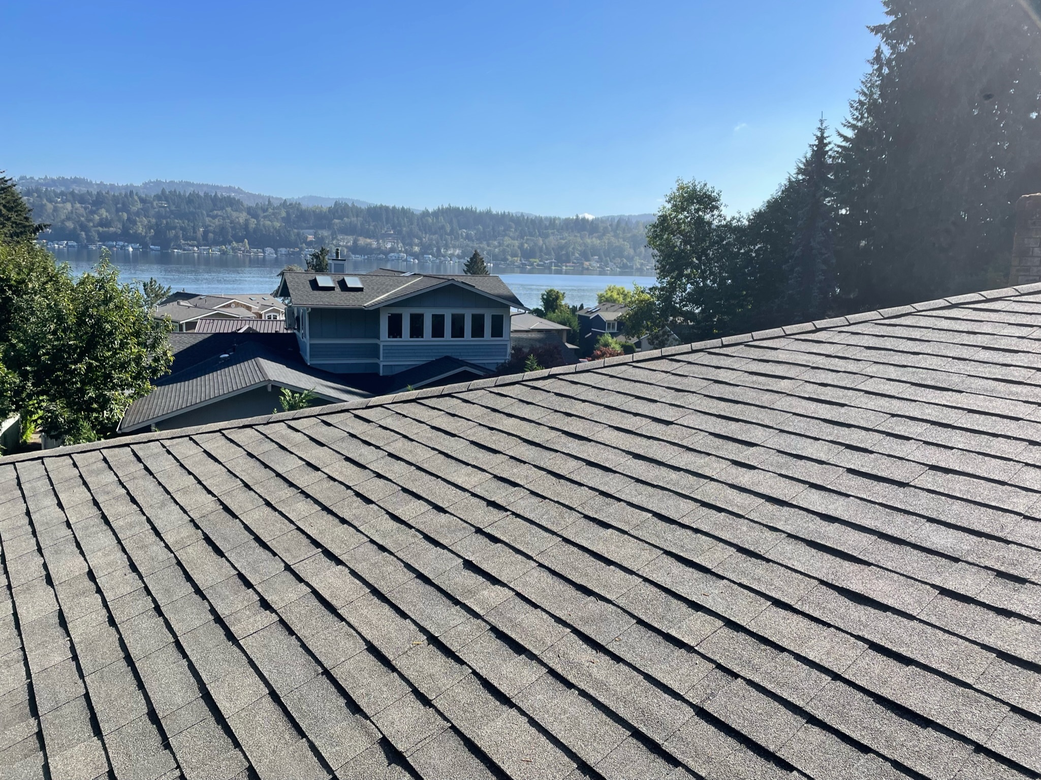 Lynnwood Roofing Company is the #1 Rated Roofing Contractor in Lynnwood