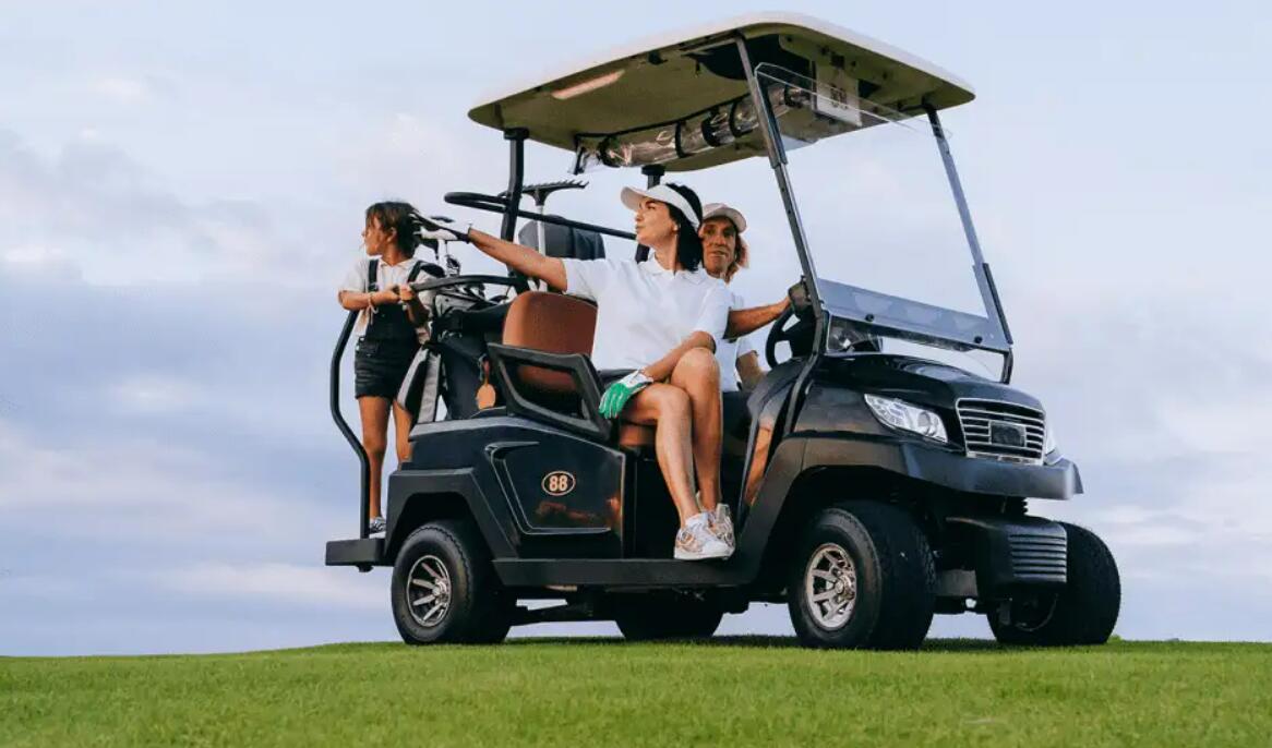 Golf Cart Batteries: 5 Reasons to Choose Redway 48V SLAR Series Lithium Batteries Introduced by Redway Battery