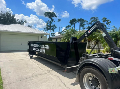 Simplified Cleanup: The Advantages of Toll-Off Dumpster Rental in Fort Myers