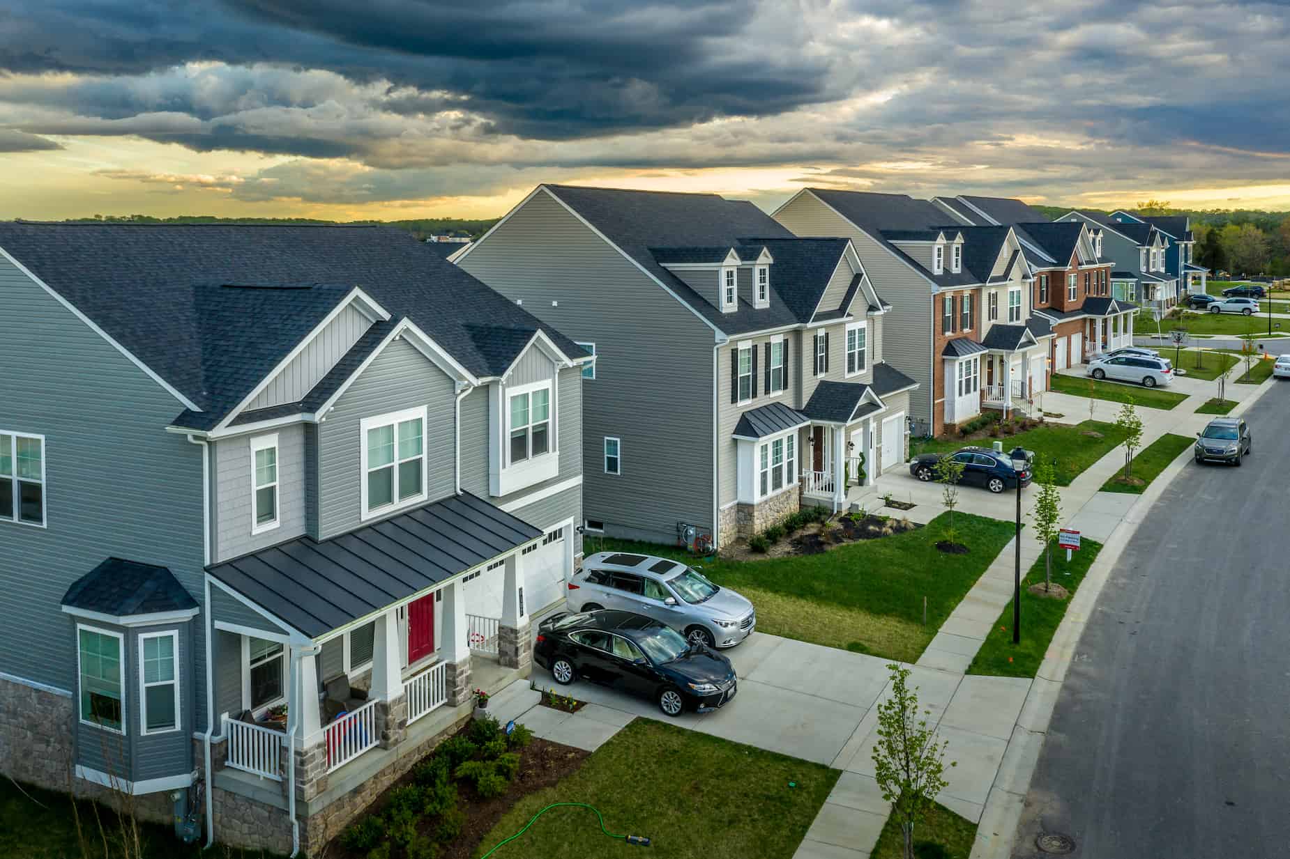 Redefining Cleanliness: The Ultimate Roof Cleaning Service Near Me