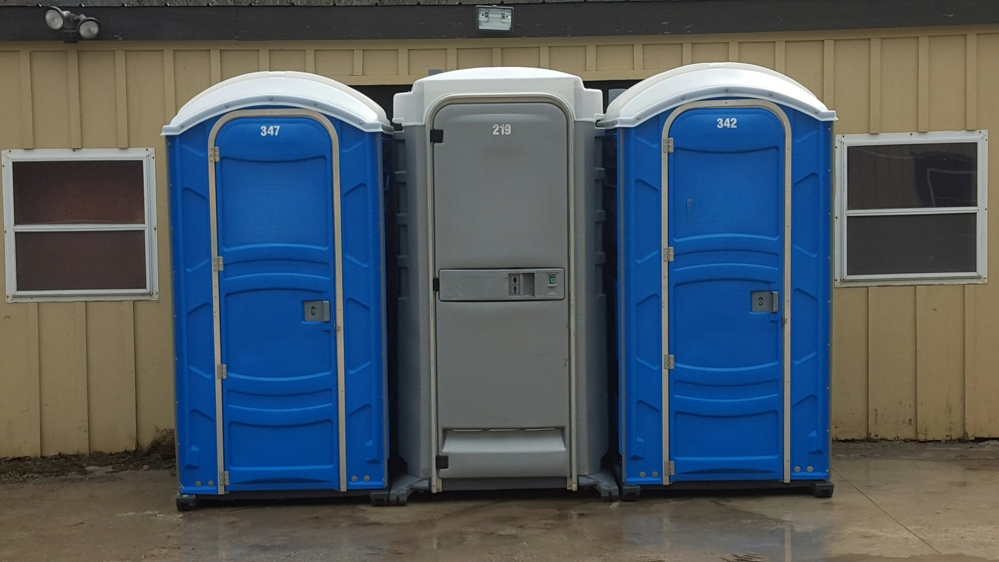 Mobile Toilet Birkens: Elevating Music Festivals with Superior Sanitation Solutions