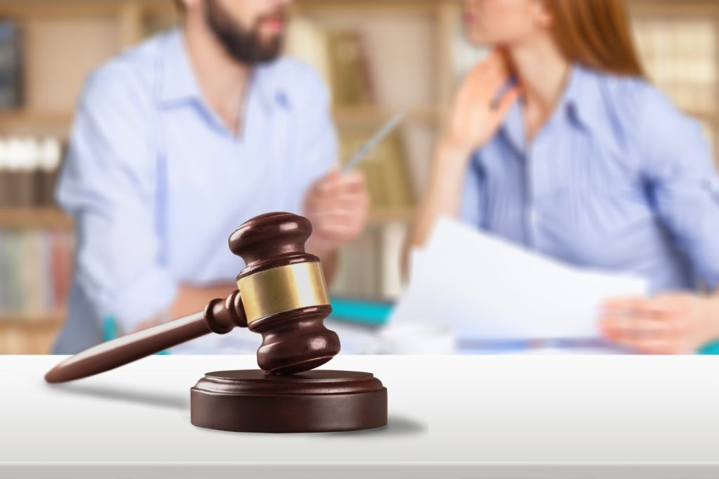Local Expertise: Why Hiring a Divorce Lawyer Near Me Makes Sense