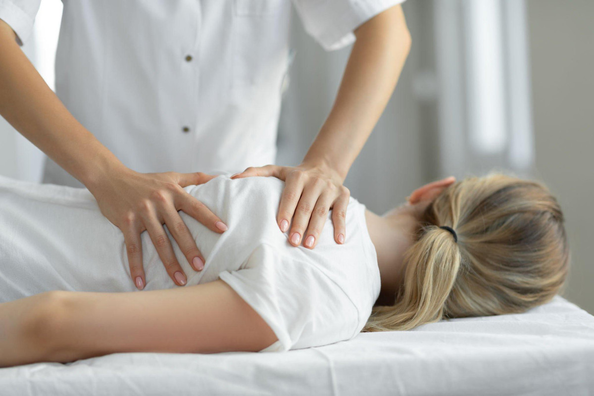 Chiropractic Mastery: Illinois' Gateway to Enhanced Wellbeing
