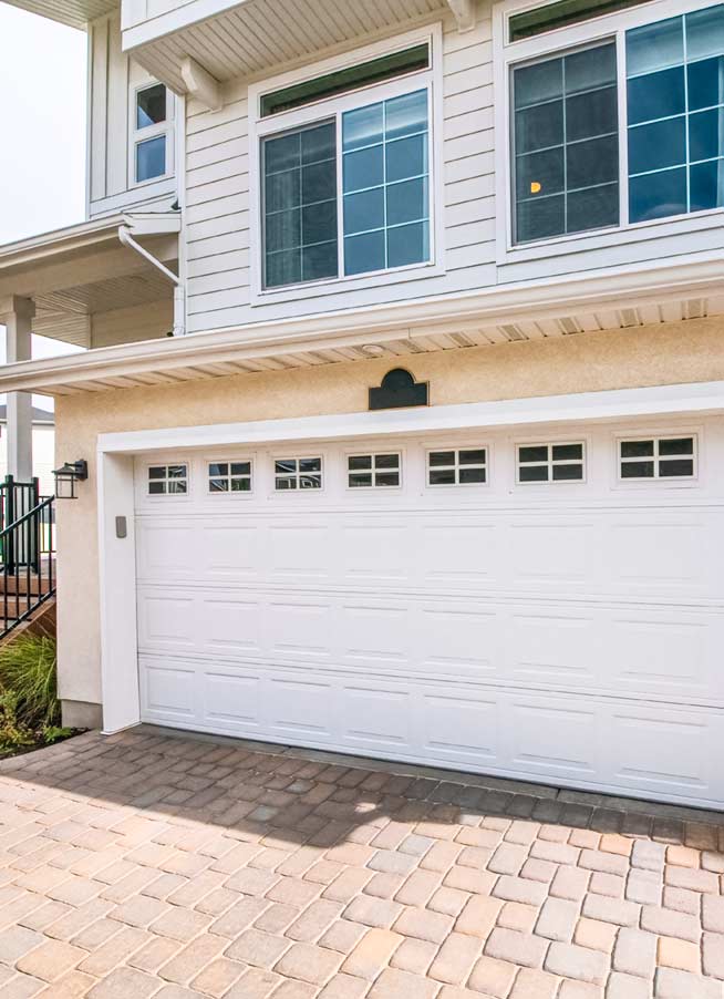 Leading Garage Door Company Expands Services to Frisco: Enhancing Home Security and Style