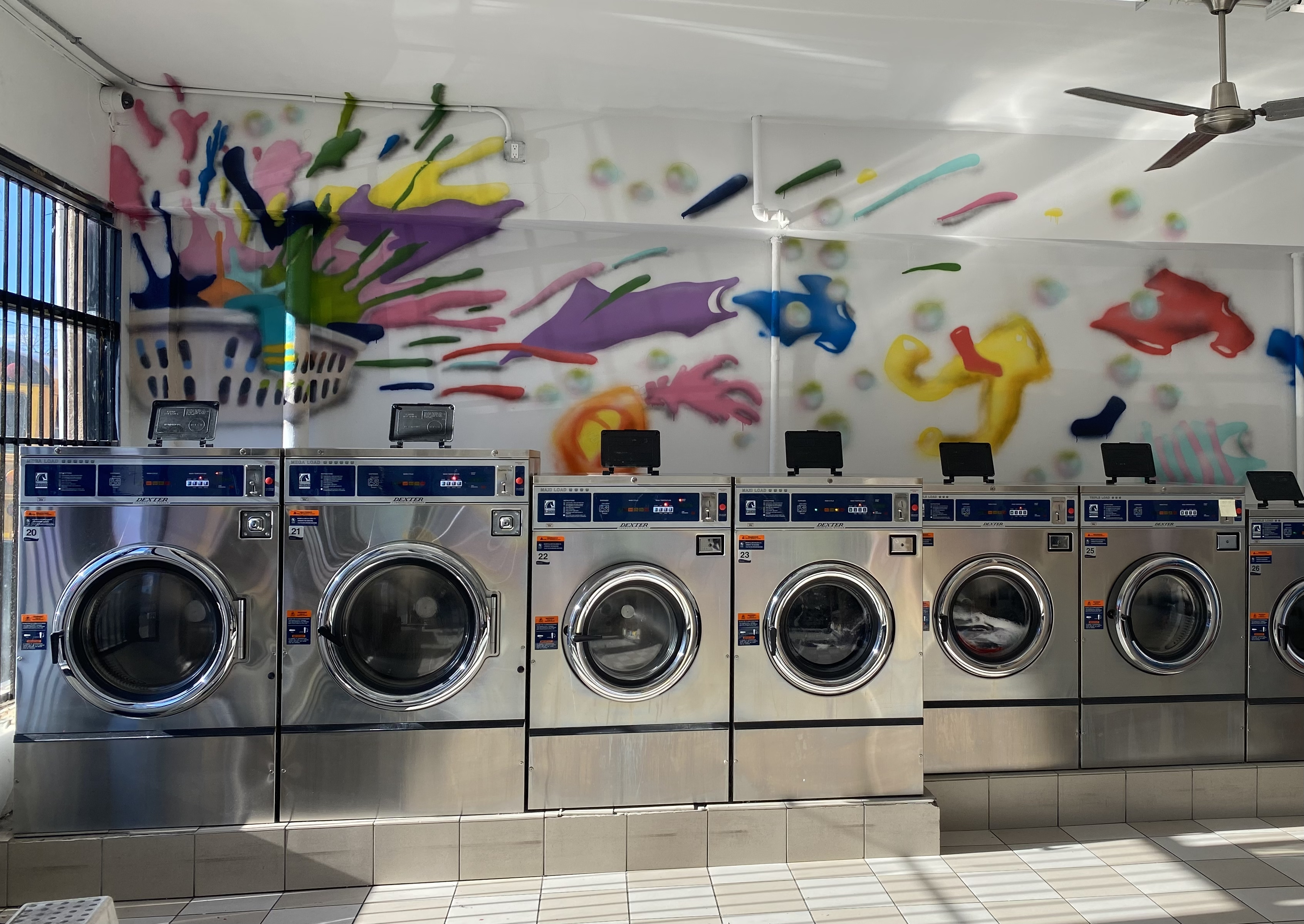Revolutionizing Garment Care: The Evolution of Laundry Services