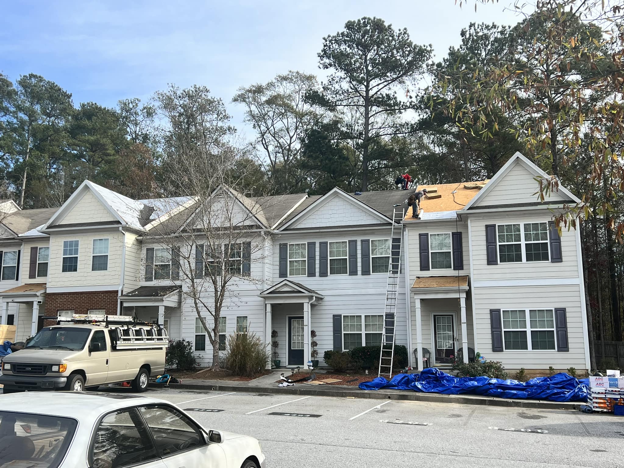 Supreme Roswell Roofing: Setting New Standards in Roofing Excellence